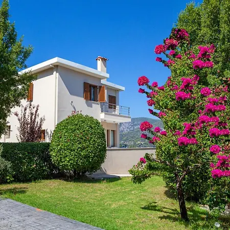 Epidavros Land Artemis *